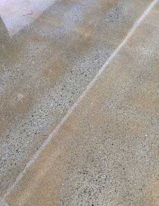 Slab discolouration