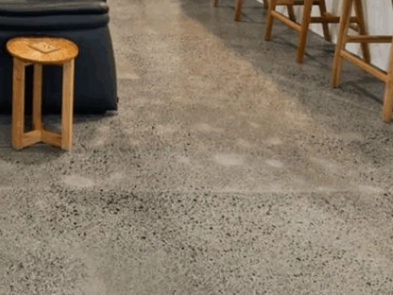 Surface cracking and shrinkage in the slab, Brisbane