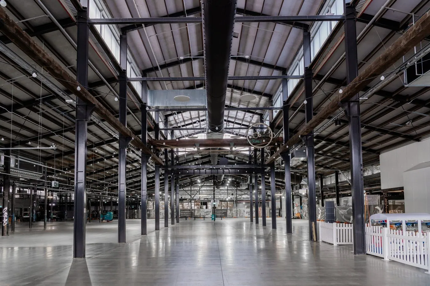 Large-scale industrial warehouse floor make good and refurbishment